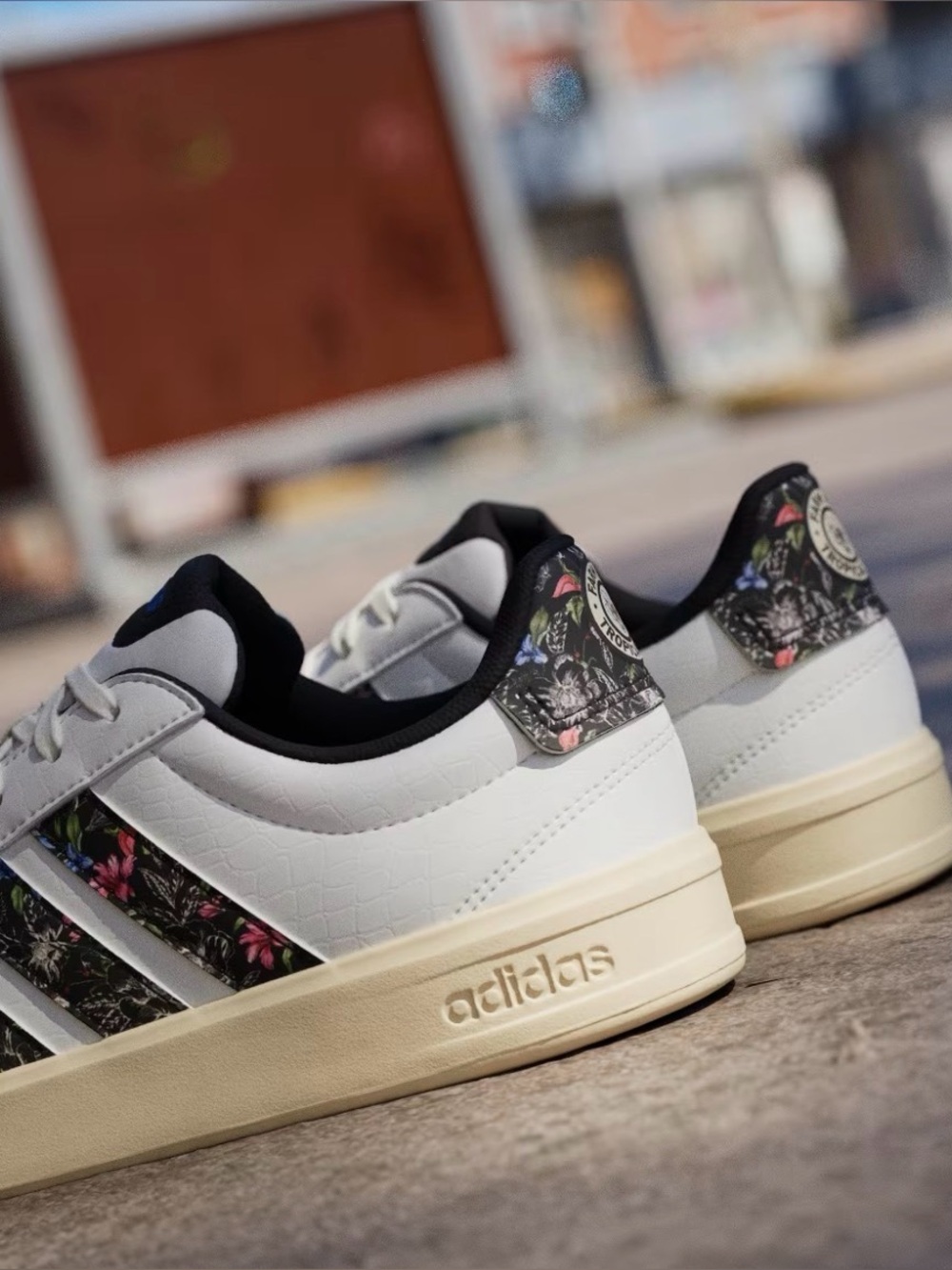 Farm Rio Adidas Grand Court 3.0 - Picture 4 of 4